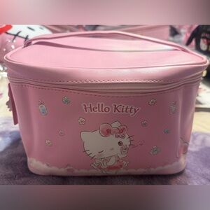 🆕 Hello Kitty Pink Cosmetic Bag